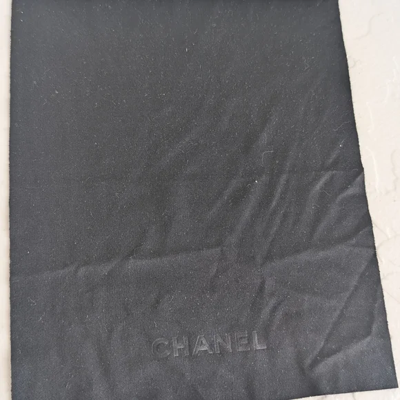 Chanel Black Leather Large Eyeglass/Sunglasses Case. EUC - Picture 9 of 12